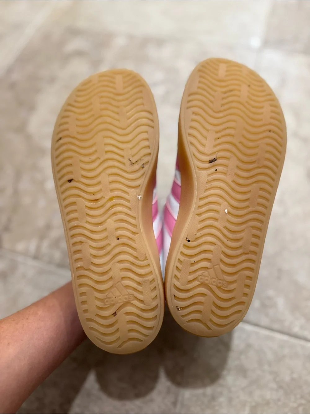 adidas girl VL 3.0